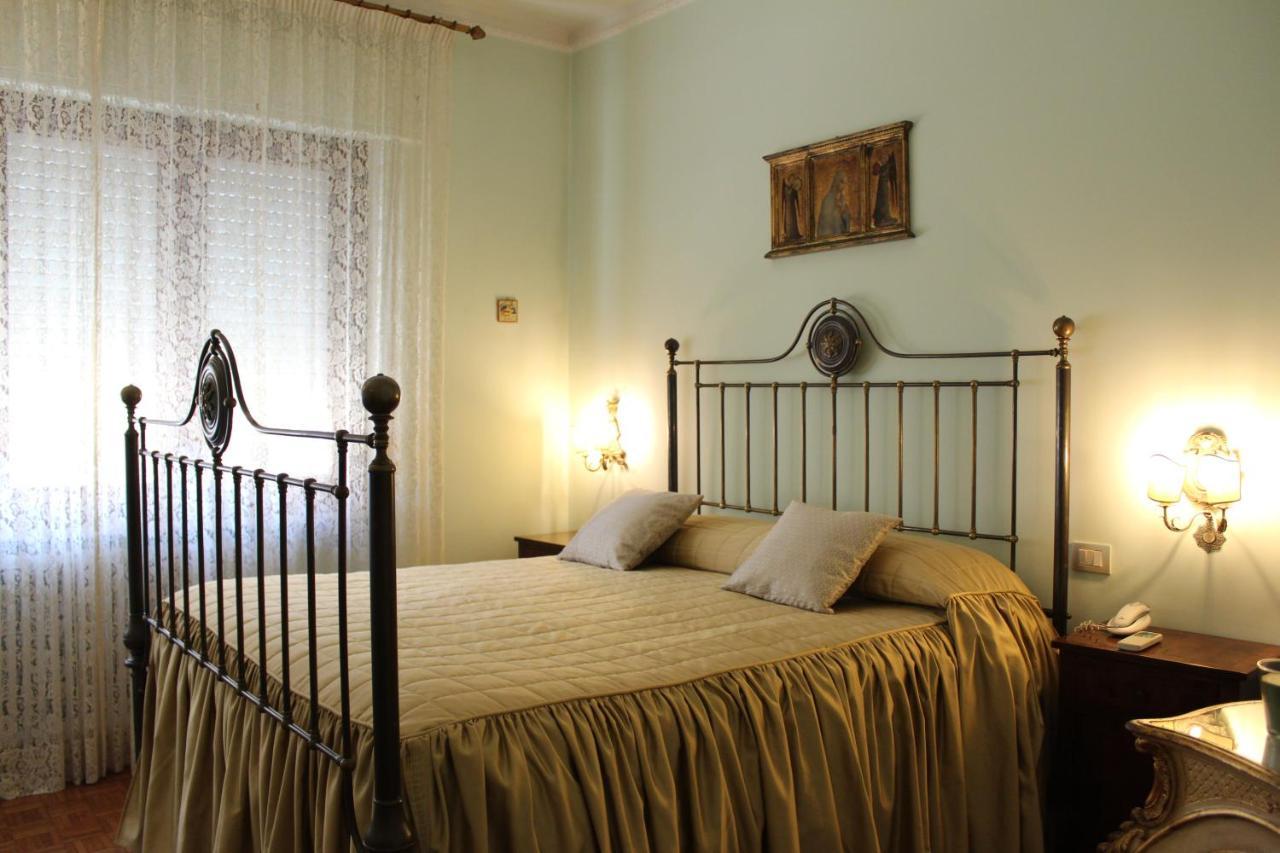 Tres Chic Bed & Breakfast Civitanova Marche Exterior foto