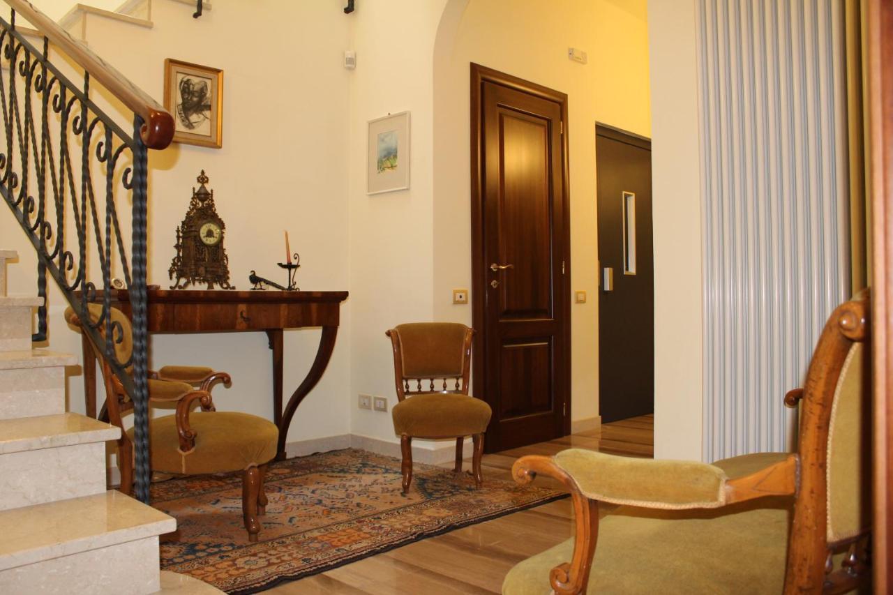 Tres Chic Bed & Breakfast Civitanova Marche Exterior foto
