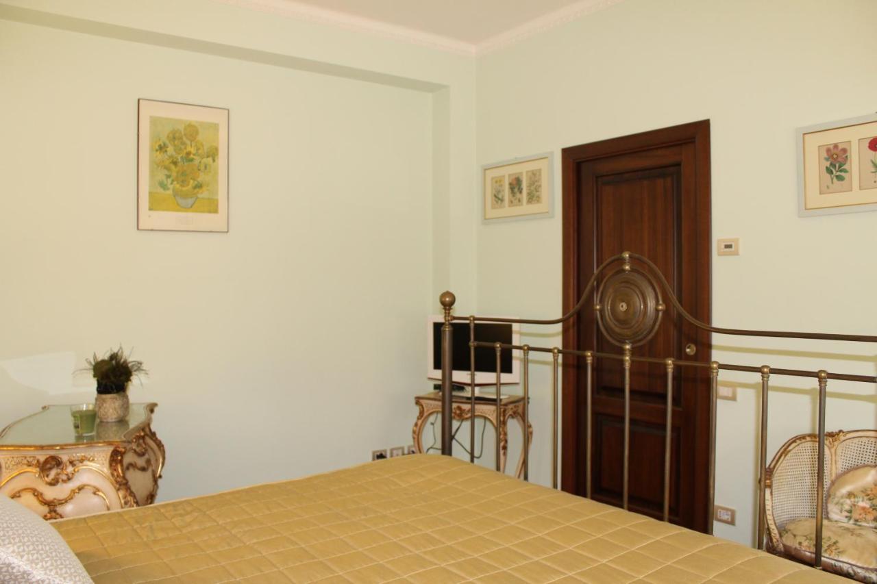 Tres Chic Bed & Breakfast Civitanova Marche Exterior foto