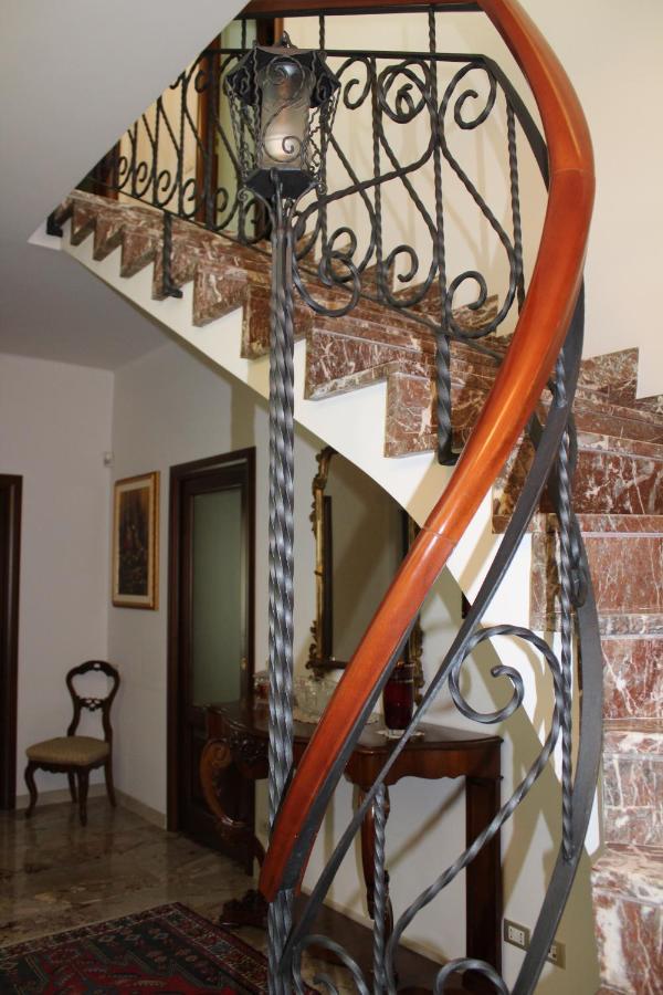 Tres Chic Bed & Breakfast Civitanova Marche Exterior foto