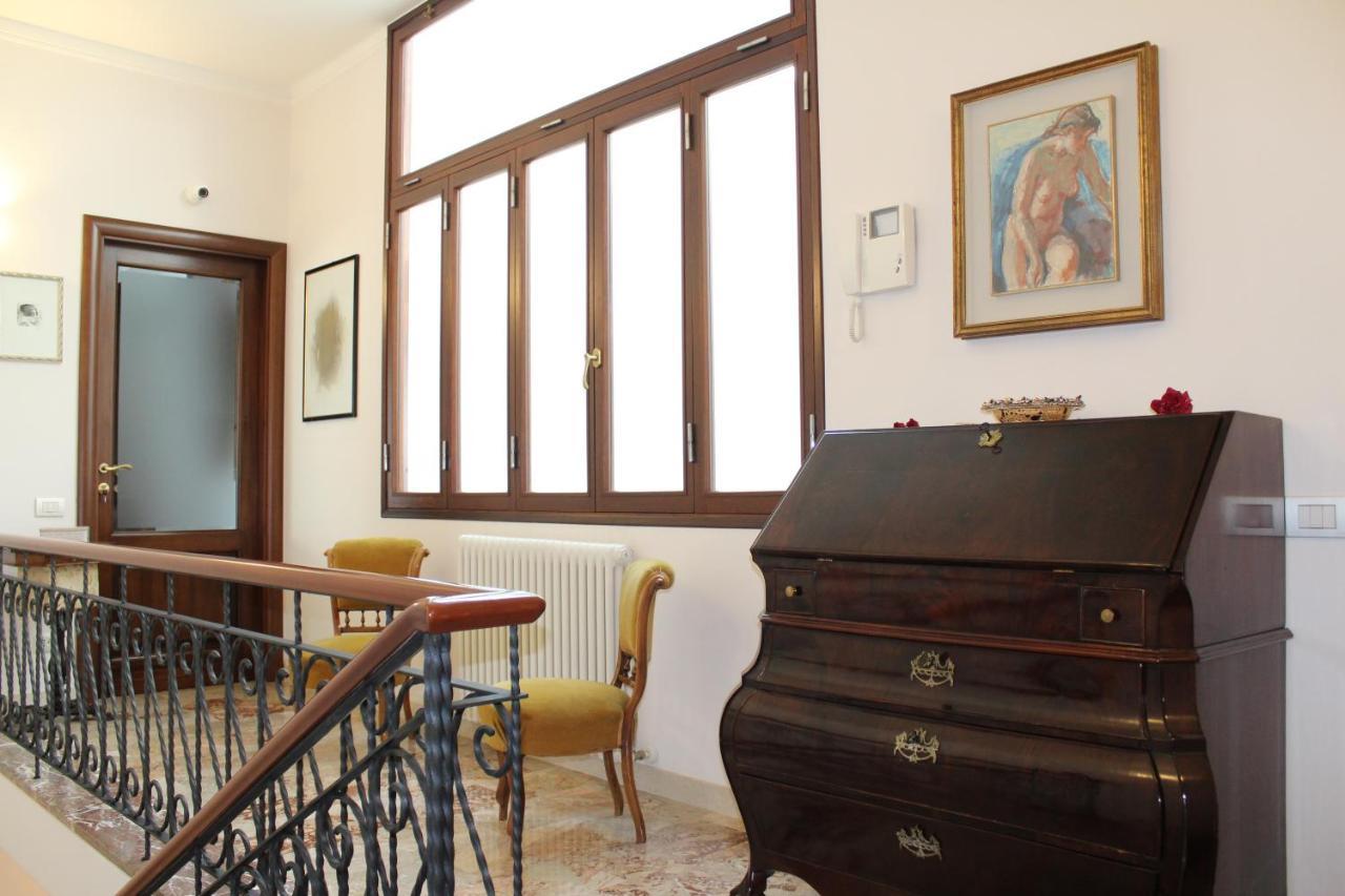 Tres Chic Bed & Breakfast Civitanova Marche Exterior foto